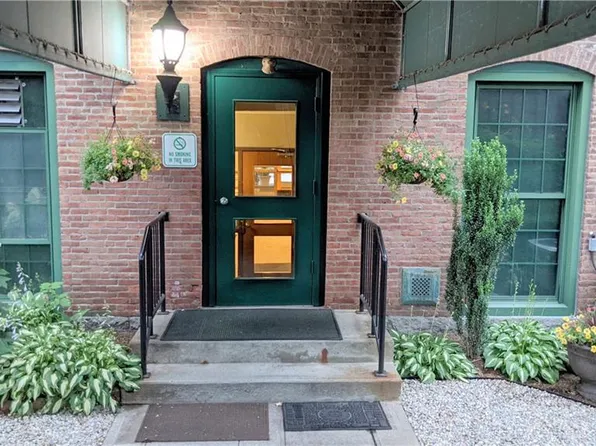 300 Front St APT 512, Pawtucket, RI 02860