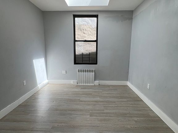 4th image of 3550 Holland Ave APT 2
