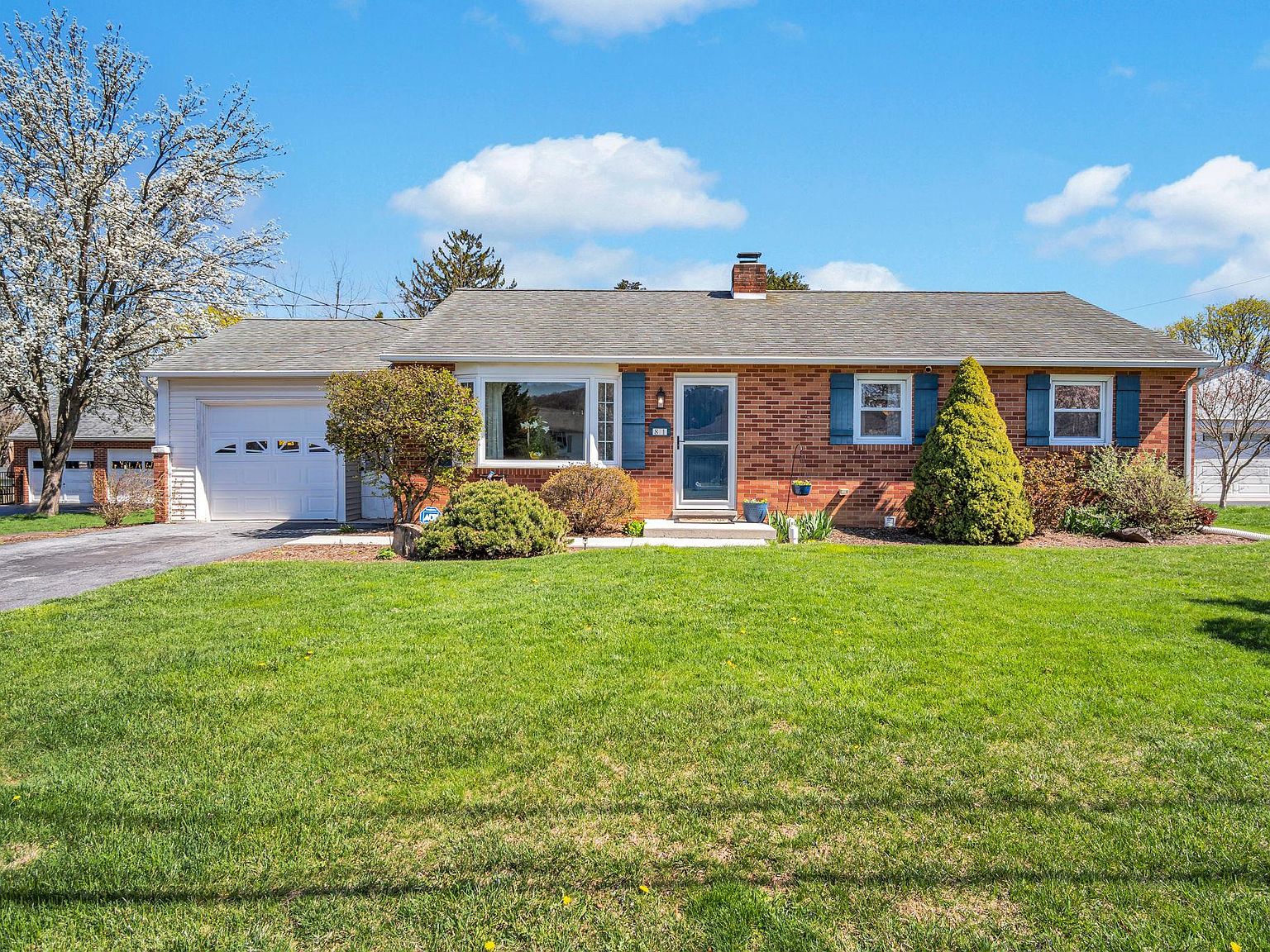 81 Peach Ave, Hershey, PA 17033 | MLS #PADA2058800 | Zillow