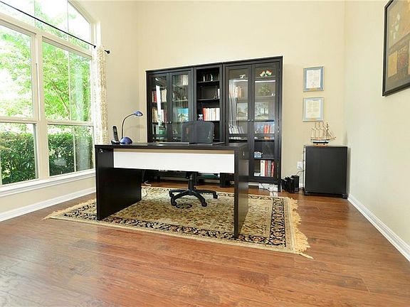 4th image of 2500 Lou Hollow Pl