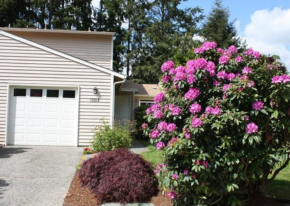 1st image of 13214 NE 138th Pl