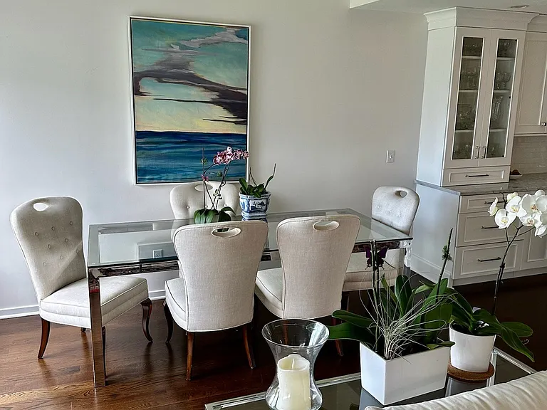 1 Island Dr #9 — Photo 6