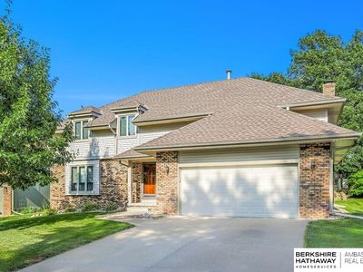 829 S 113th Avenue Cir, Omaha, NE, 68154