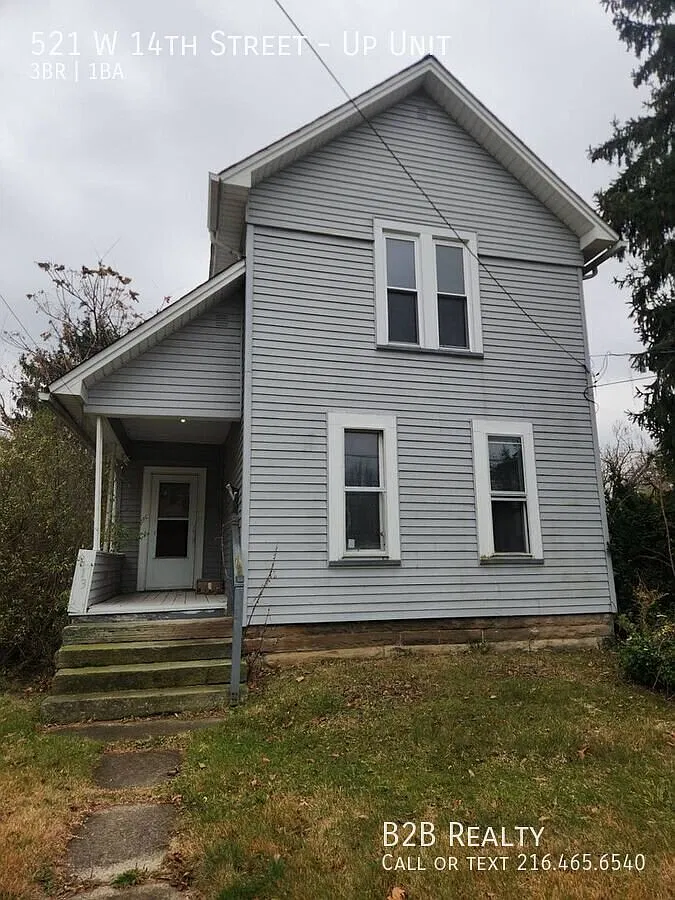 Charming 3-Bedroom Property at Prime Location — Photo 1