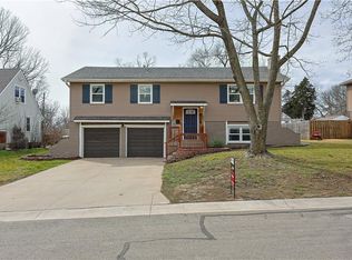 525 N Stevenson St, Olathe, KS 66061