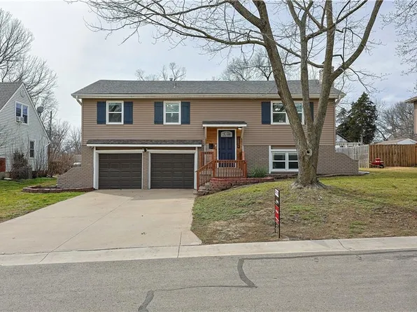 525 N Stevenson St, Olathe, KS 66061