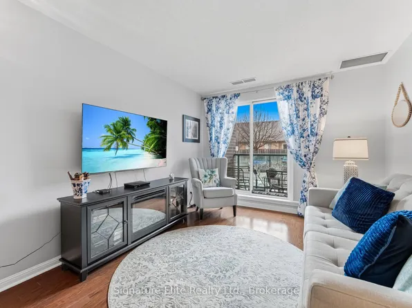 65 Via Rosedale Way #116, Brampton, ON L6R 3N8