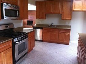 4th image of 657 Joaquin Dr