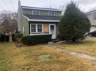 184 Dare Rd, Selden, NY 11784