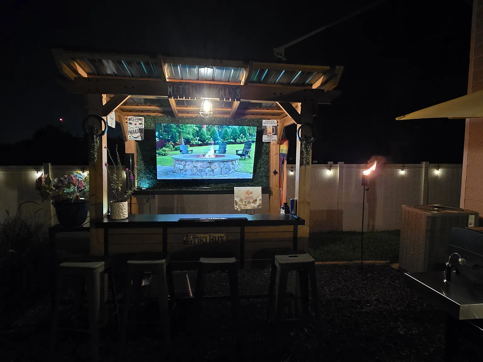 4 bed, 2000 sqft, $3,295 — Photo 4