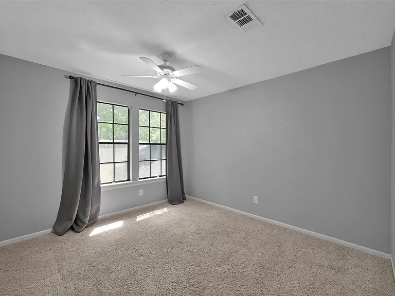 14 E Wandering Oak Dr — Photo 32