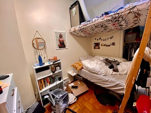 3rd image of 243 W 100th St #D