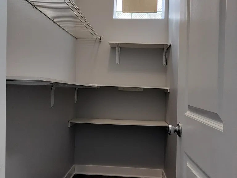4800 S Winchester Ave — Photo 52