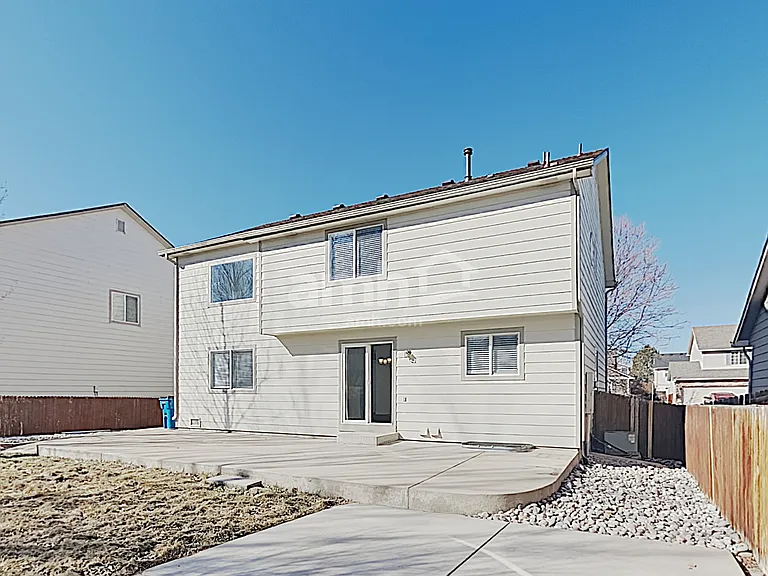 11384 Kenton St — Photo 15