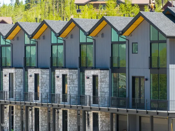 12 Wheeler Road, Winter Park, CO 80482