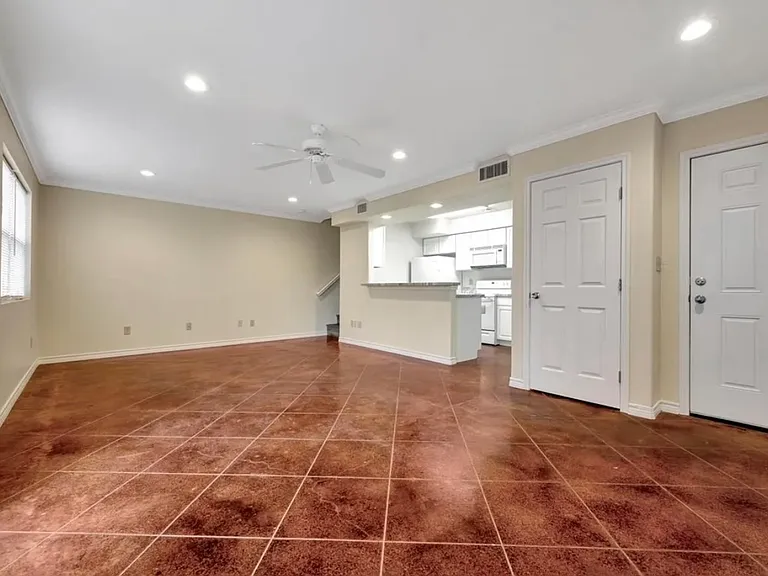 3132 Everwood Trl — Photo 2