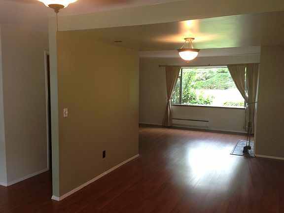 4th image of 17050 Northup Way APT 31