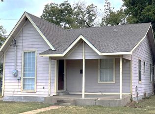 3811 Carl St, Dallas, TX 75210