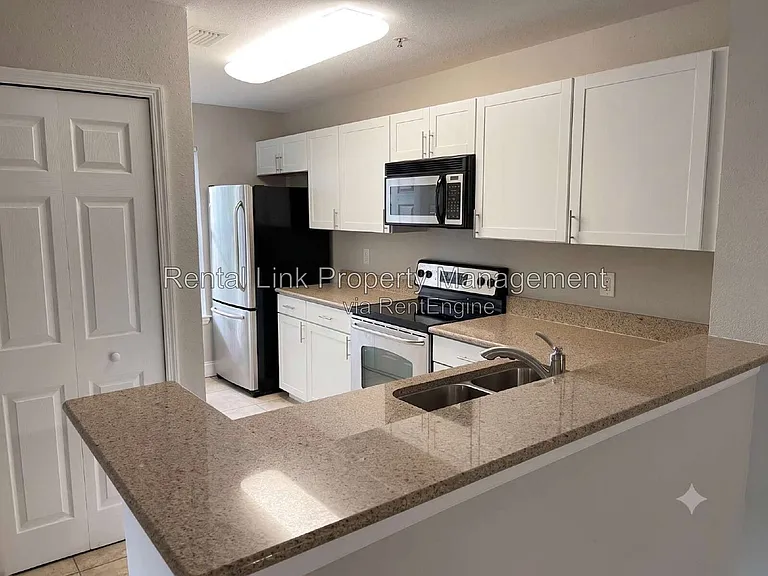 4036 Crockers Lake Blvd #911 — Photo 8