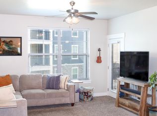 94 W Seasons Dr #94, Vineyard, UT 84059