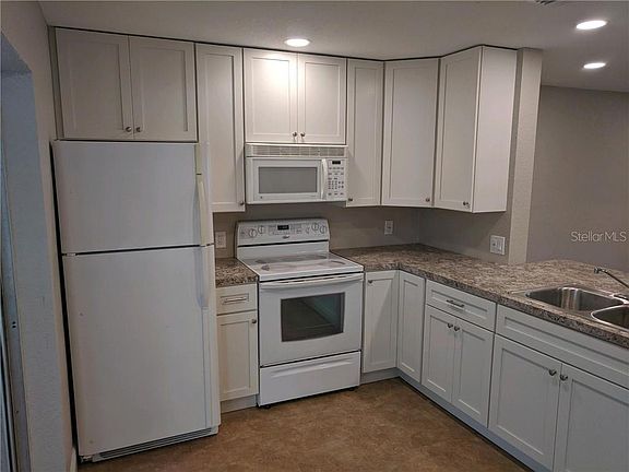4th image of 204 Jeru Blvd #A