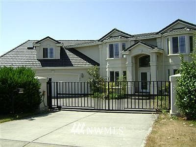 1st image of 3722 Browns Point Boulevard NE