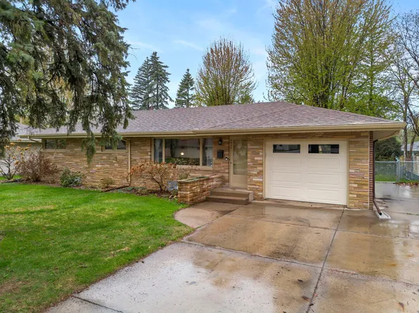 6820 Washington St NE, Fridley, MN 55432