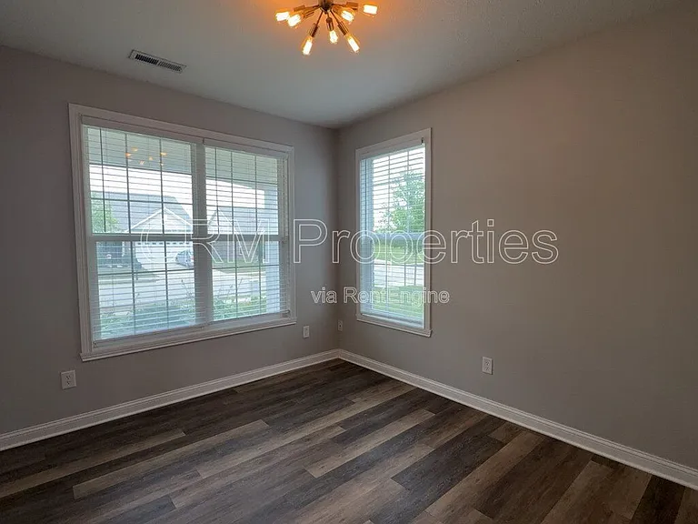 6311 Burgin Dr — Photo 10