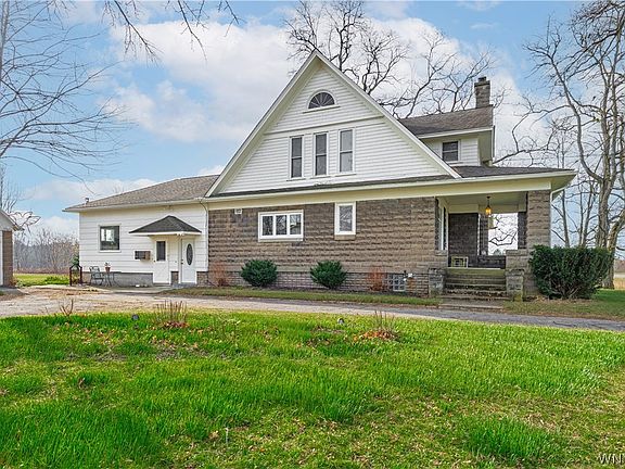 4th image of 2459 McClew Rd