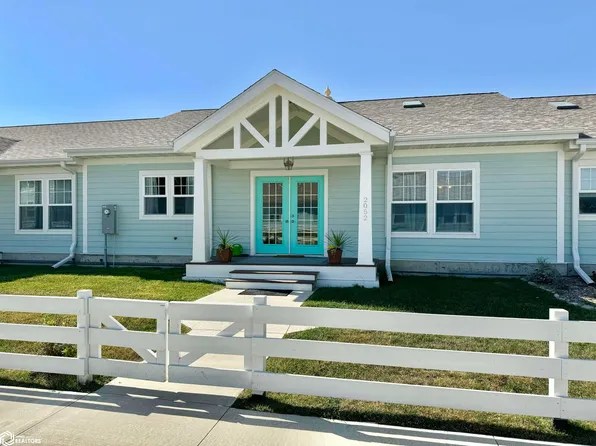 2052 Garnet Ln, Fairfield, IA 52556