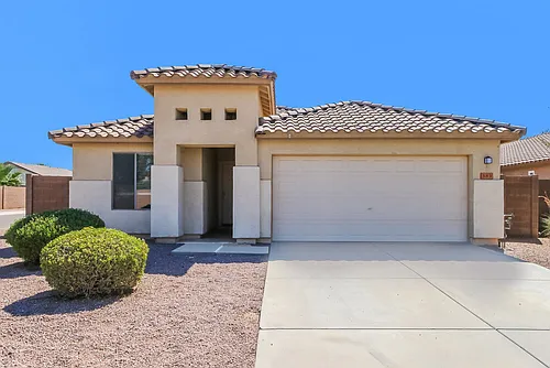 383 W Welsh Black Cir Photo 1