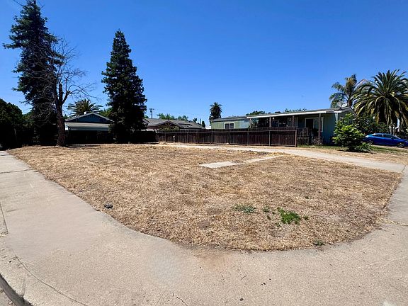 3rd image of 601 S Rose Avenue