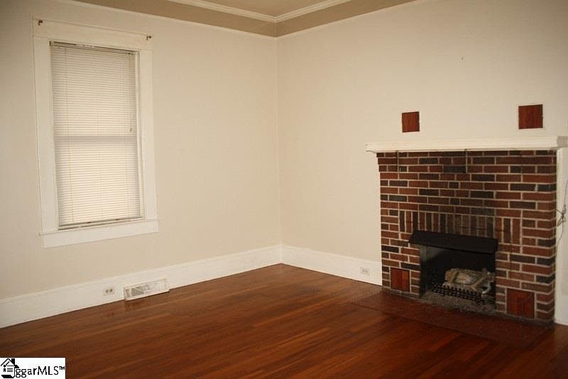 2nd image of 411 Piedmont Ave