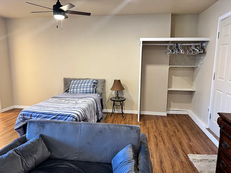 12660 Spring Valley Pkwy — Photo 5
