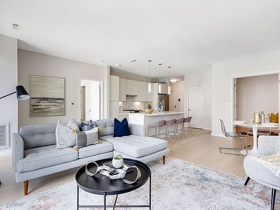 3rd image of 45 W 3rd St Unit 411