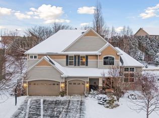 10661 Maple Blvd, Woodbury, MN 55129