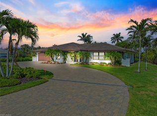 4222 Crayton Rd, Naples, FL 34103