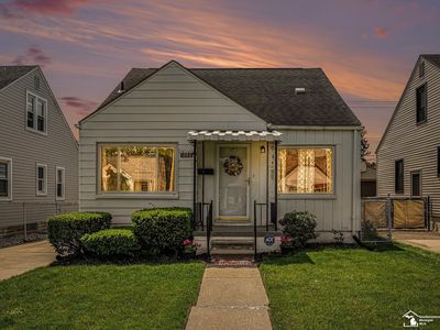 1989 Leblanc St, Lincoln Park, MI, 48146