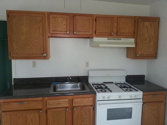 4th image of 2401 41st St APT C