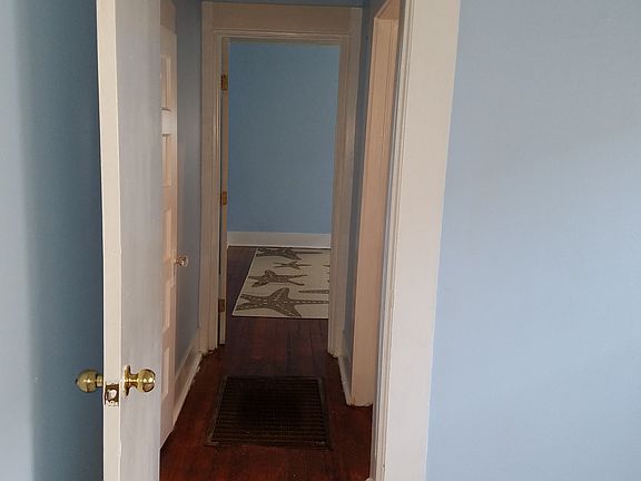 3rd image of 2472 Wisteria St