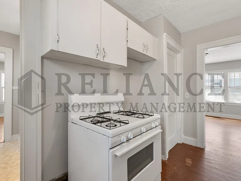 129 N Meridian Ave — Photo 7