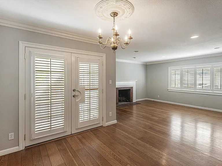 3503 Hacienda St — Photo 15