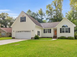 106 Knights Ct, New Bern, NC 28562