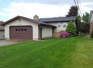 1133 Jefferson St SE, New Philadelphia, OH 44663