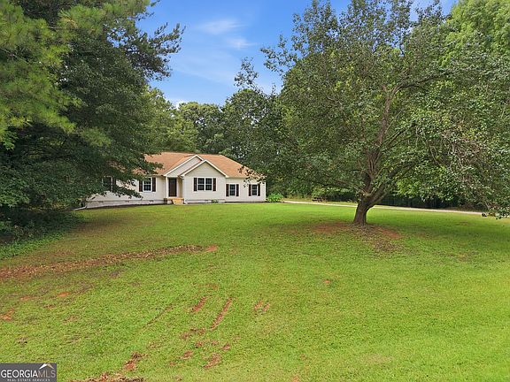 2nd image of 170 Creek Dr