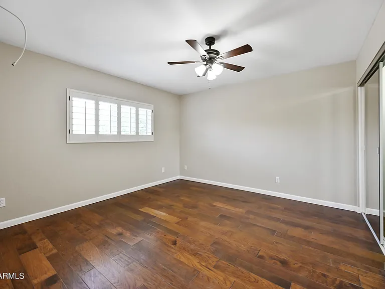 324 W Willow Ave — Photo 28