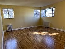 3rd image of 912 Country Club Ave #10574427