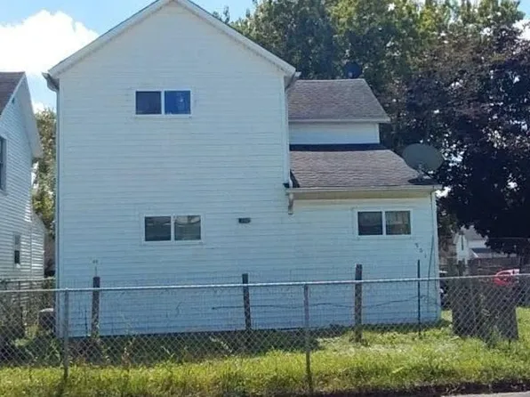 901 York St, Marion, OH 43302