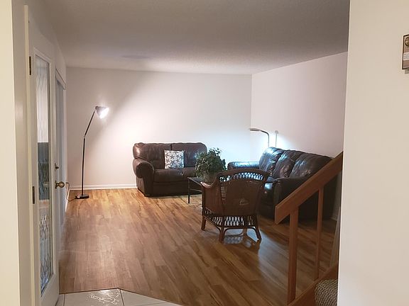 5th image of 5903 SE Riverboat Dr