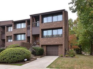 1500 Pinehurst Ln, Oakmont, PA 15139